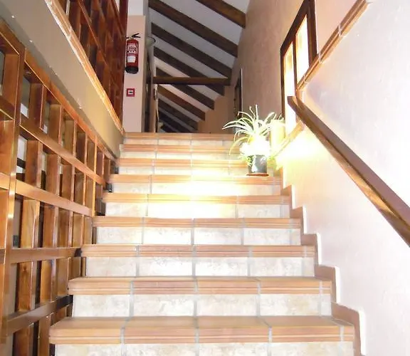 Хостел Albergue Albarracin *